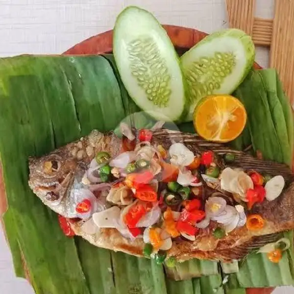 Ikan Goreng Sambal Mentah | Indo Kuliner 038 Lalapan Ayam Bakar