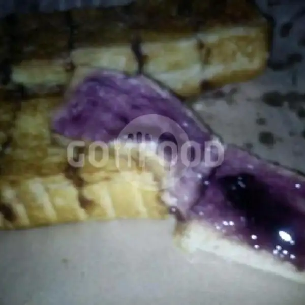 Blueberry + Strawberry | Roti Bakar Khas Bandung Double Rasa Bang Jo, Mayjen Sutoyo S