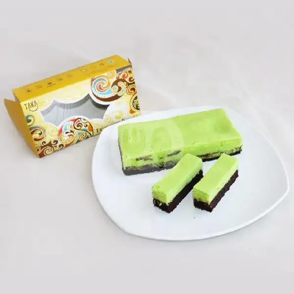 Brownies Kukus Chocolate Pandan | Takadeli Cake Botique, Siliwangi