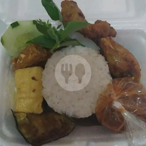 Penyetan Ayam | Spicy Foods Ariska, Tegalsari