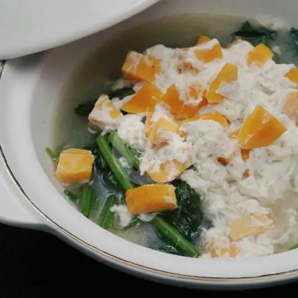 Pochai Egg Soup | Halo Cafe (by Tiny Dumpling), Terusan Sutami