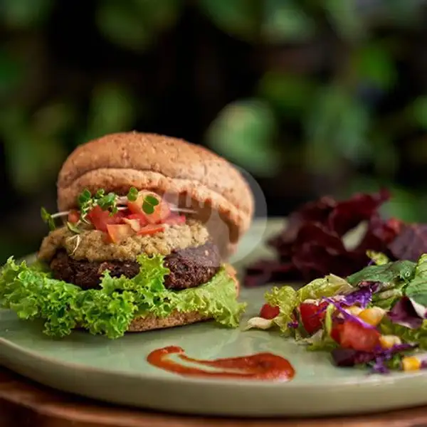 Mighty Mushroom Burger | BURGREENS - Healthy, Vegan, and Vegetarian, Menteng