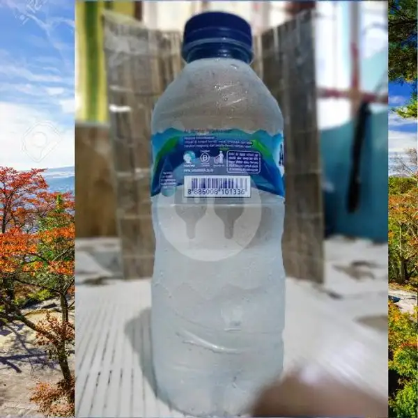 Mineral water | Waroeng 'Rela Rasah', Bekasi Utara