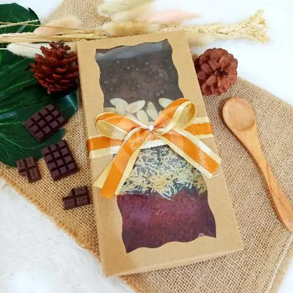 Gift Package Brownies 1/2 Loyang (Cocok Untuk Kado) | Blessed Brownies, Kenten