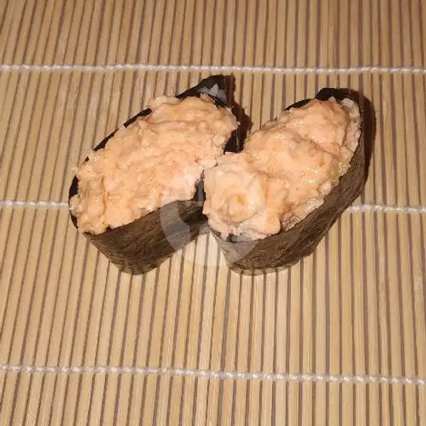 Spicy Salmon Gunkan ( 2 Pcs ) | Sushi Kaila, Pondok Aren
