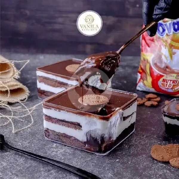 Ovaltine Dessert Box | Vanila cake