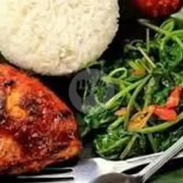 Ayam Bakar Tumis Kangkung + Nasi | HalalFood Juara Ikan Bakar, Renon