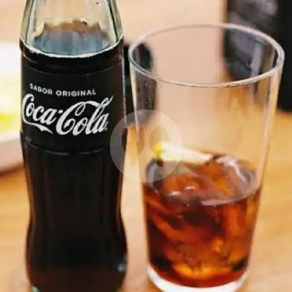 Es Coca Cola | Tahu Lontong (Tahu Gunting) Sumber Rasa, Denpasar