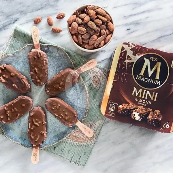 Magnum Mini Almond | Ice Cream Walls - Gajah Mada (Es Krim)