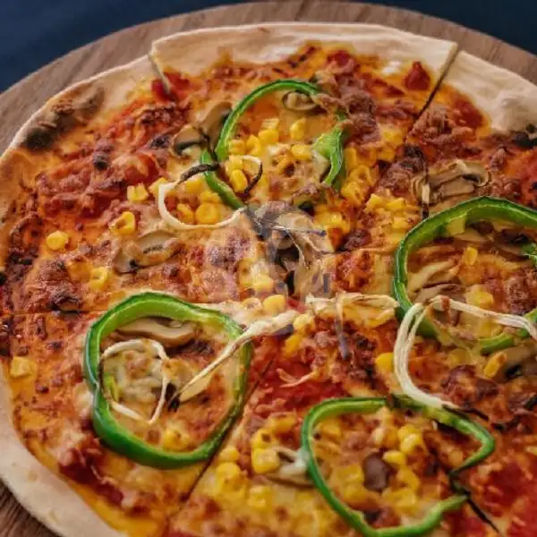 Pizza Veggie lover | Basil Restaurant, Hotel Aston