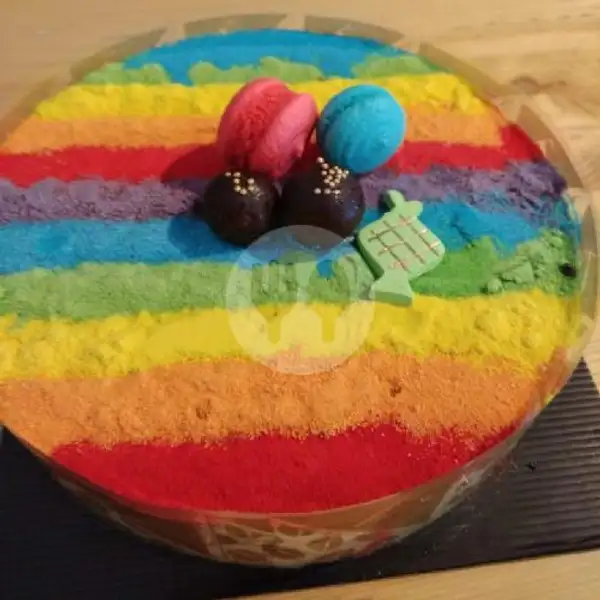 Rainbow Cake 20 Cm Round | Tiramisu and Coffee (Tn'C)