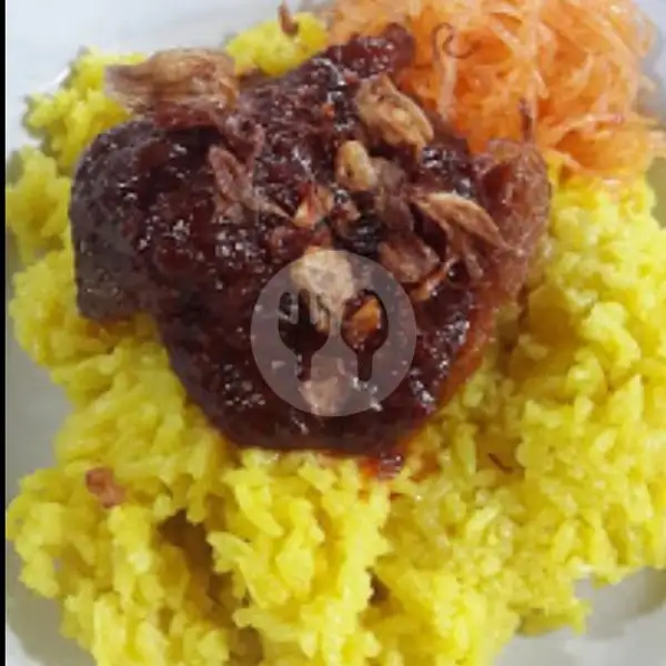 Nasi Kuning + Ikan Haruan | Warung Mama Lina, Wahid Hasyim 2