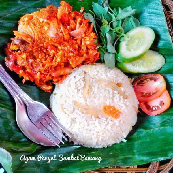 Nasi + Ayam Geprek Sambal Bawang (halal Food) | Dapoer Deo, Hawila Residence