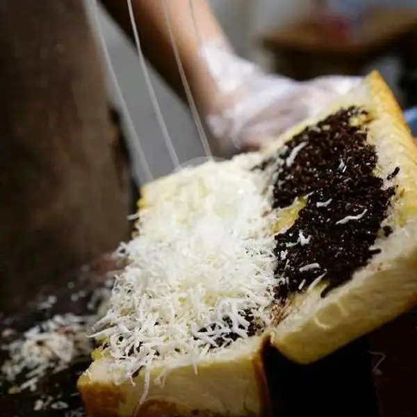 Roti Bakar Slai Bluberi Keju Susu | Pisang Goreng Raja Tanduk 77 Dan Seafood Gabrugan 77, Serang Kota