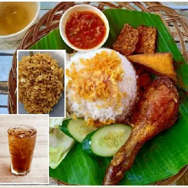 Ayam Penyet Sambal kecombrang + Nasi + Indomie Goreng + Teh Manis Dingin | Ayam Penyet Amora Jl.pintu Air 2