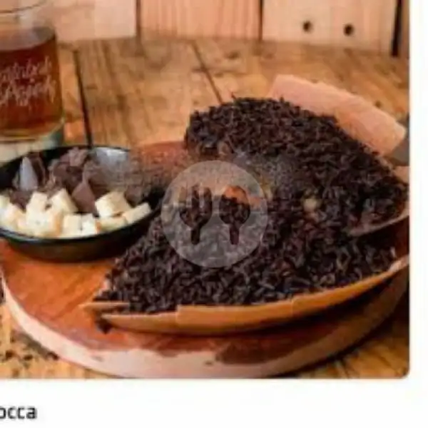 Spesial Black Forest Coklat Susu | Martabak Zfams, Kali Abang Tengah