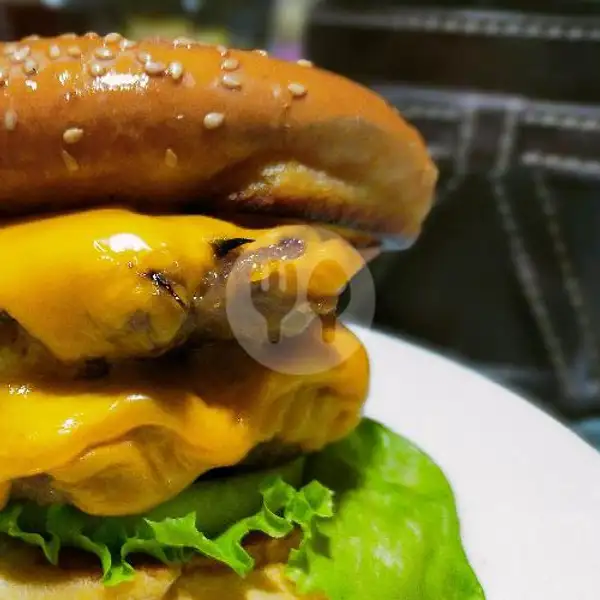 Double Chick Burger | Burger Van, Cengger Ayam