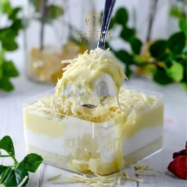Cheese Cream Dessert Box | Vanila cake