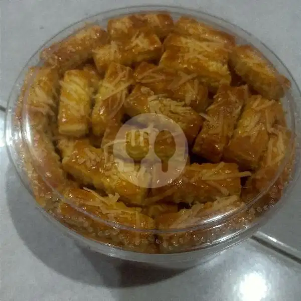 Kue Keju Wisman 500 Gram | Warung Maya, Karang Anyar