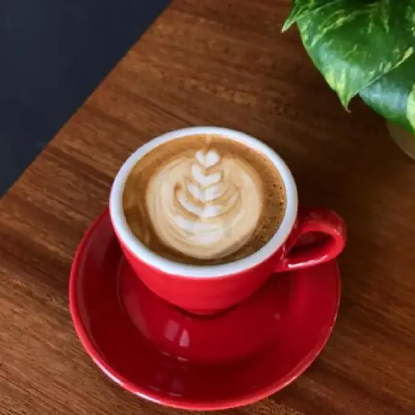 Cafe Latte | KOPI MAGMA