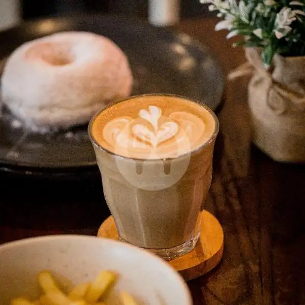 Cafe Latte | Bittersweet Coffee, Denpasar