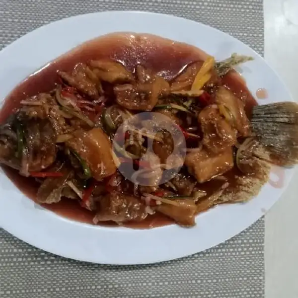 Gurame Asam Manis (1 Ekor) | Rumah Makan Santung Chinese Food &Kuotie