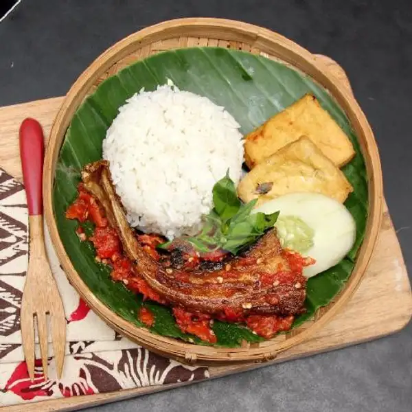 Nasi Penyetan Ikan Panggangan | Waroeng Mamake Aneka Juice dan Nasi Lemam