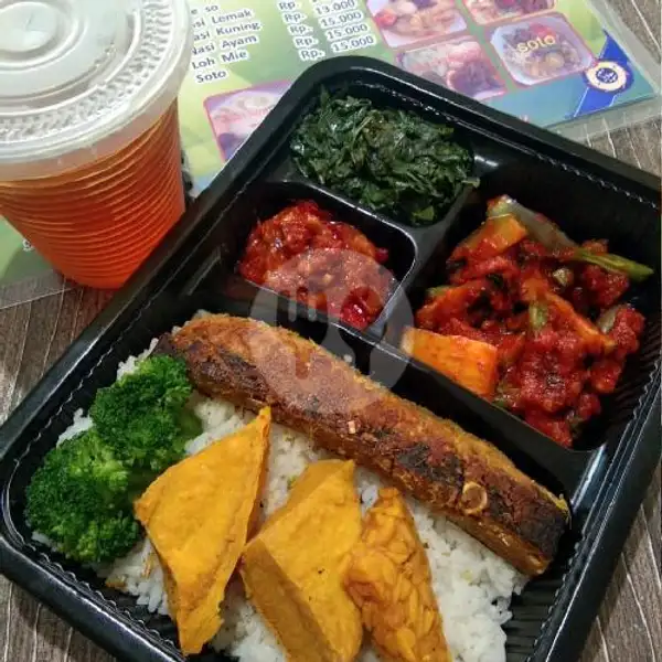 Nasi Lele Panggang + Teh Obeng | Hari-Hari Vegetarian, Blok 4