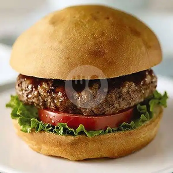 Beef Burger 100g | Spark Resto And Sports Bar, Prawirotaman