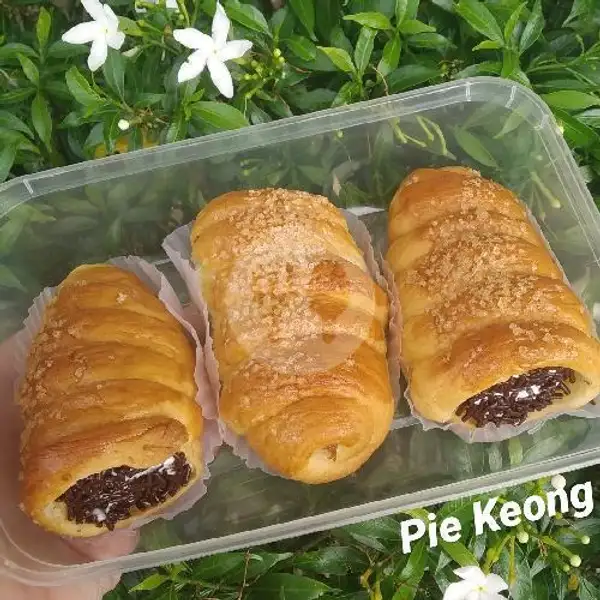 Roti Keong | Toko Roti, Kue & Jajanan Pasar Aneka Ex Ps. Bulu, Barusari