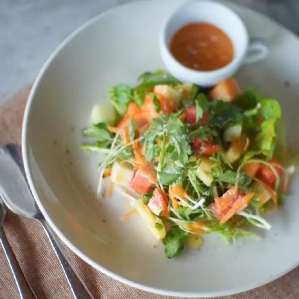 Chicken Salad | Crispy Duck (Bebek Garing Restaurant), Denpasar