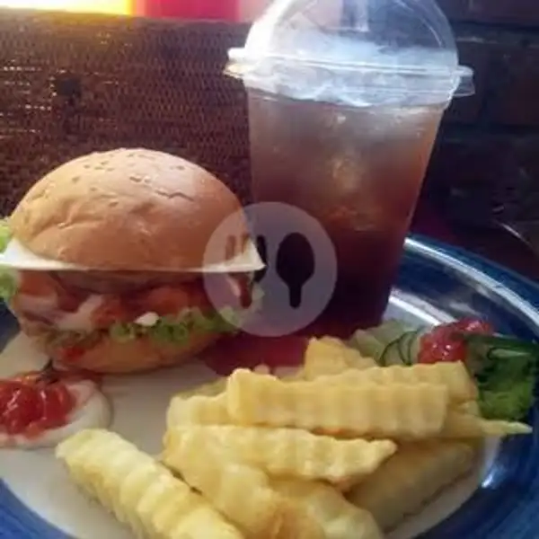 Paket 1a (Burger Telur+Kentang Goreng+ Teh Es) | Hotdog Mozarela Kita, Tampan