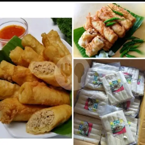 SOSIS SOLO AYAM FROZEN FOOD ISI 10 | Shane Frozen Food