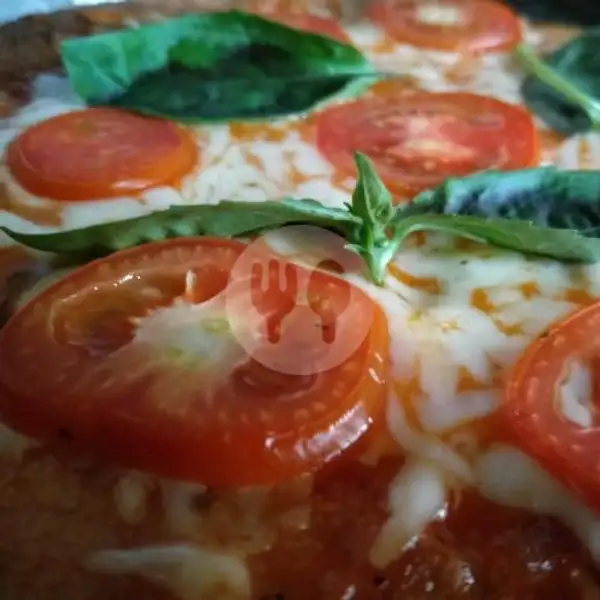 Pizza Margherita | Umah Pizza, Waturenggong