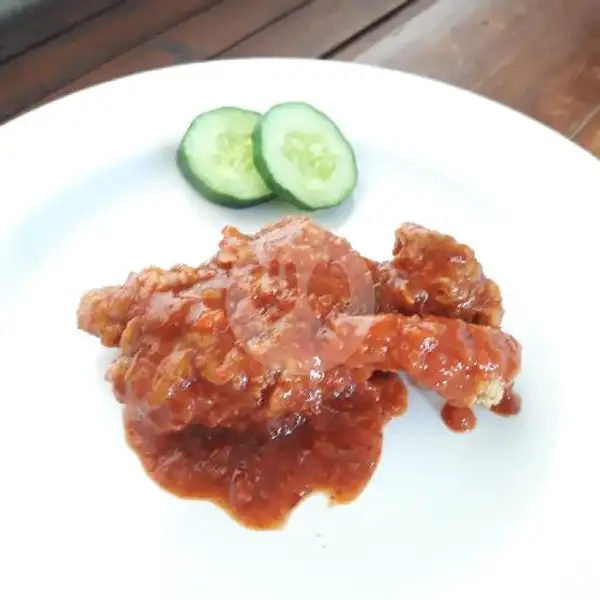 Paket Sexy Spicy Chicken (Mie Goreng, Es Teh) | Ayam Geprek Mb Priya & Thai Tea, Tukad Irawadi