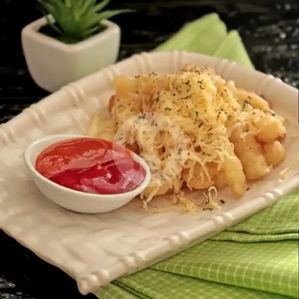 Cheesy French Fries | Cafe 2D Property, Pinang