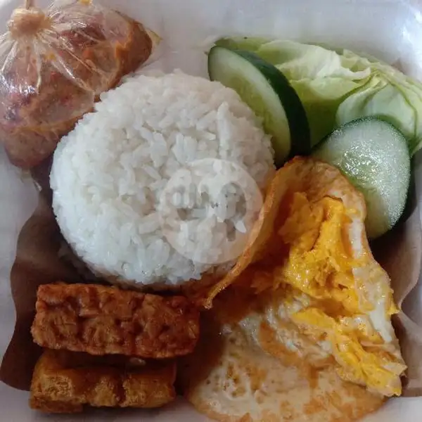 Paket Hemat Telur | Ayam Gepuk Dan Nasgor Mpok LaLa, Denpasar