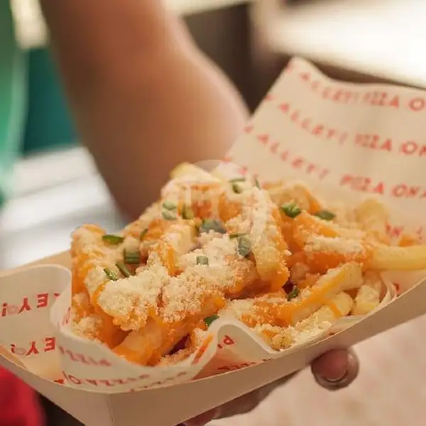 CHEESE FRIES | Pizza on Alley