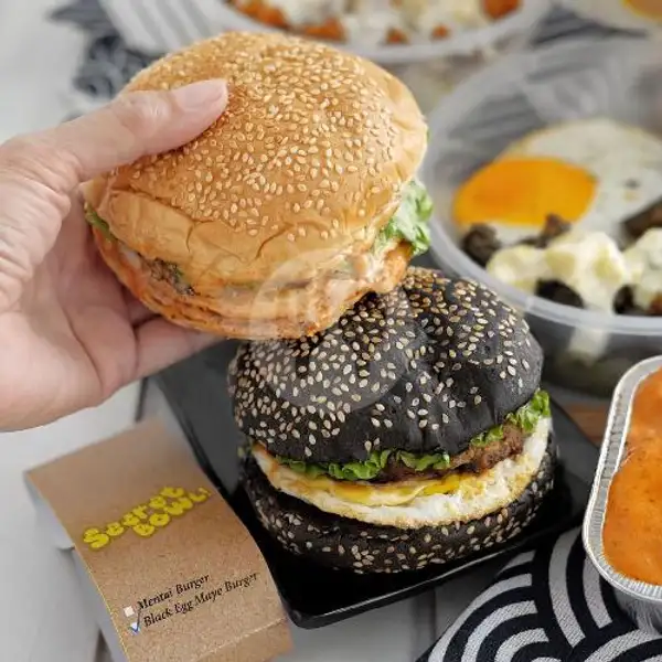 Black Burger With Truffle Egg Mayo | Secret Bowl