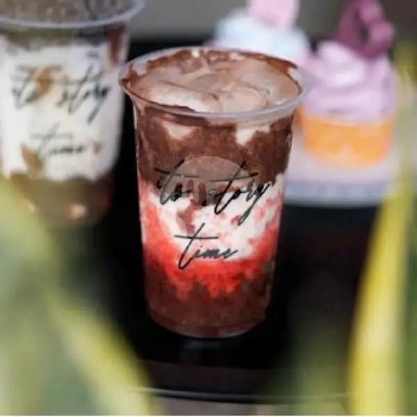 Signature Strawberry Choco Mousse | Say Story