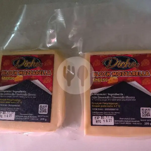 Dicha Block Mozza Cheese 200 Gram | Happy Tummy Frozen Food