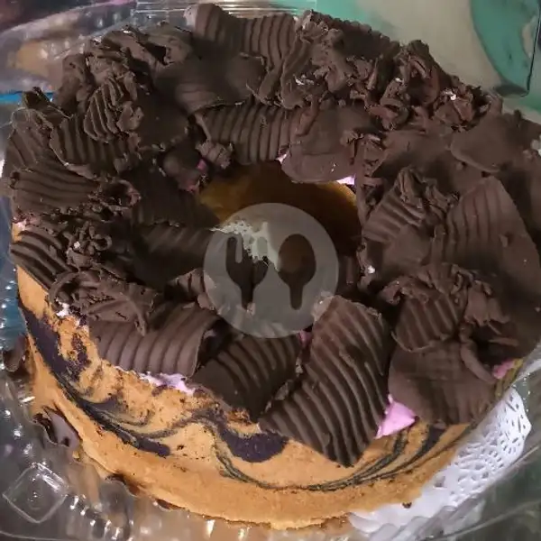 Sifone Topping Coklat Melimpah | Zuana Cake & Tart, Gunung Karang