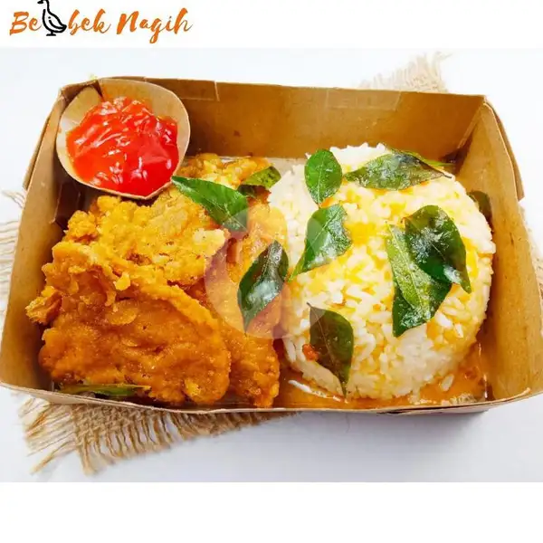 Nasi Telur Krispy Saus Nagih Salted Egg | Bebek Nagih, Jagakarsa