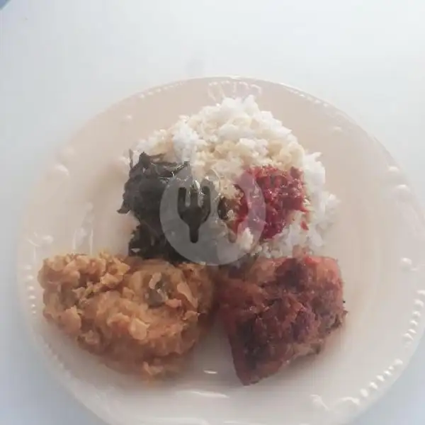Nasi Ayam Crispy + Ayam Bakar | Nasi Campur Sederhana