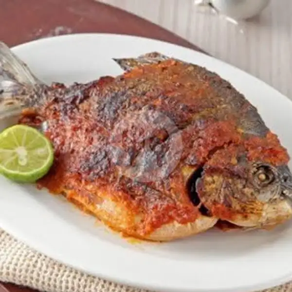 Ikan Bawal (Bakar) | Seafood Rakyat, Seafood Ngamprak, Esbuah