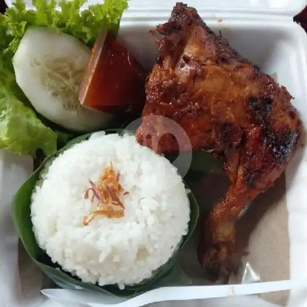 Nasi Ayam Bumbu Rujak | Dapoer Ndayu, Gedangan