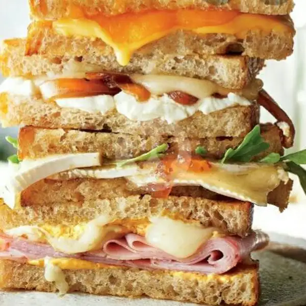 Amburadul 2 Sandwich | Kedai Agifa, Sidorejo