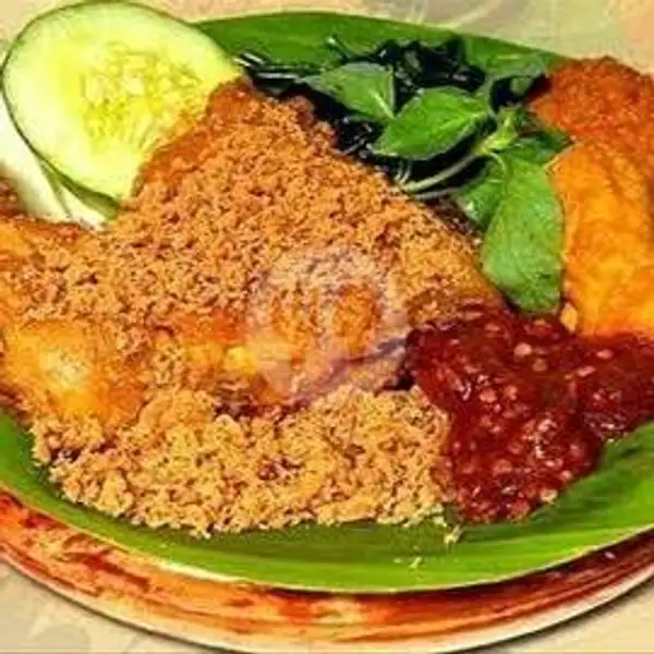 Ayam Goreng Kremes Tanpa Nasi | Es Buah & Es Coklat Ummy, Kraton