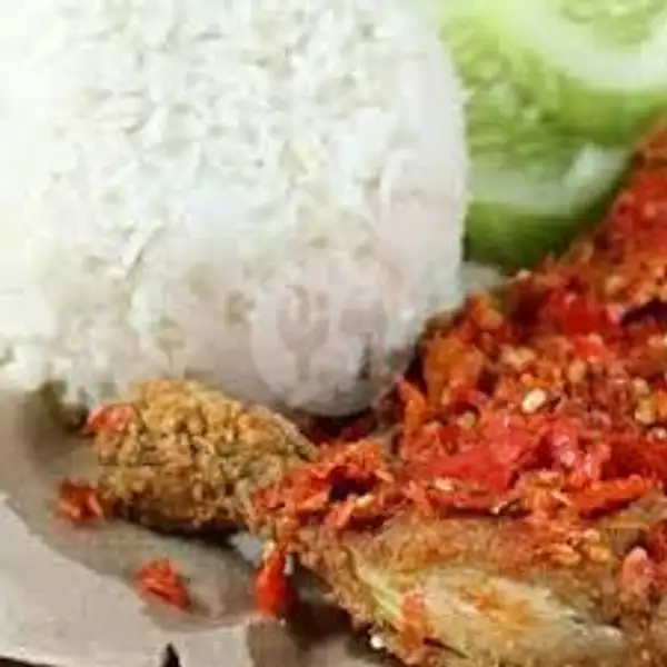 Nasi + Ayam Geprek Paha + Sambal Lalapan | Ayam Geprek Farish, Tlogosari Kulon