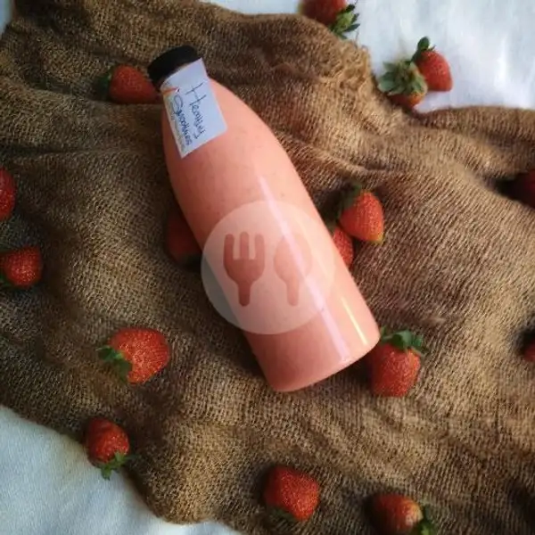 Strawberry + Soursop | Healty Smoothies & Toast, Denpasar